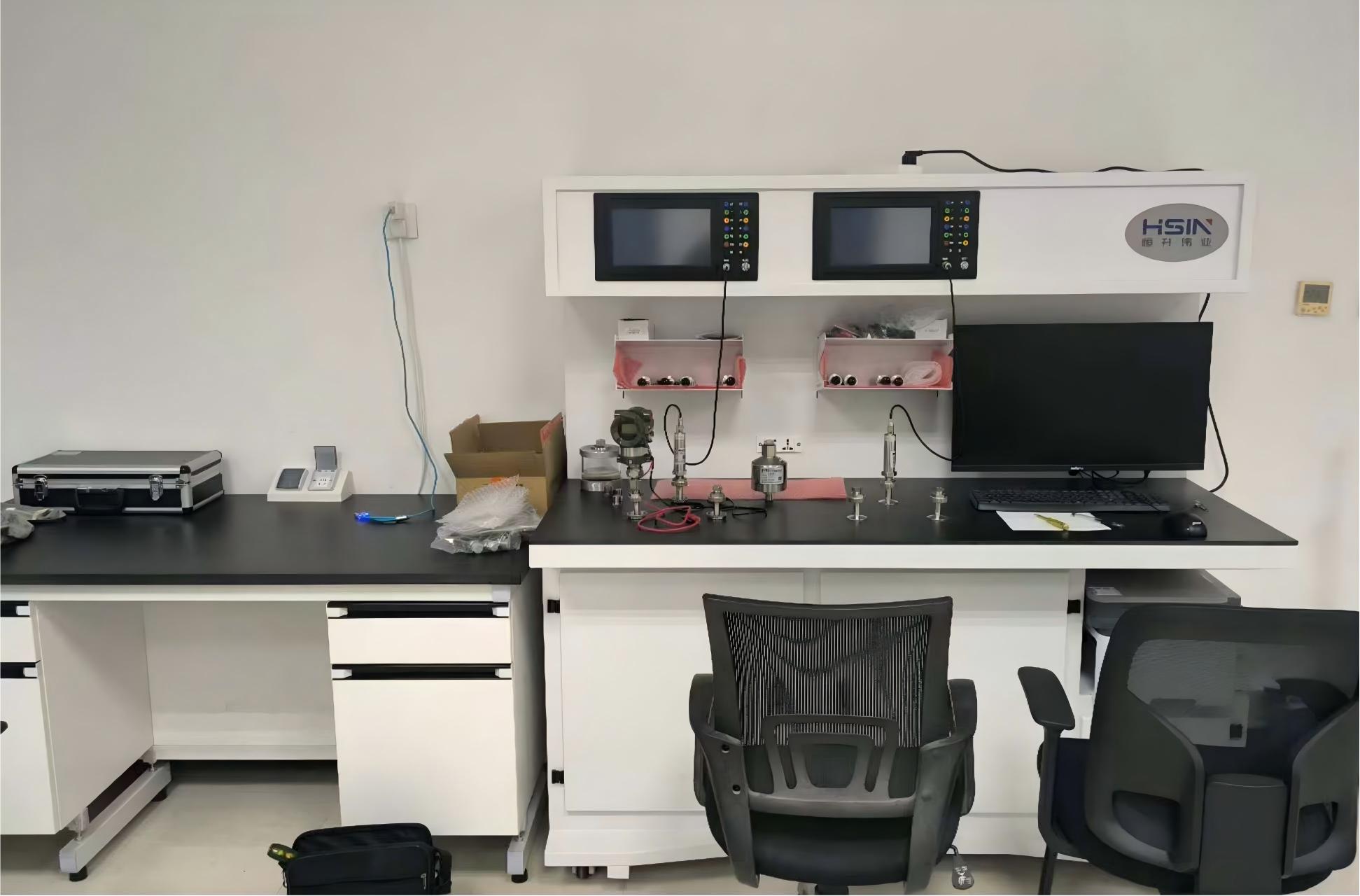 全自动集成压力校验台